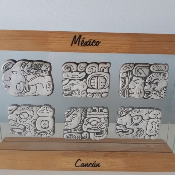 Cancún Mexico Glass Fragment Inscription Stand Home Art Decoration - Picture 2 of 7